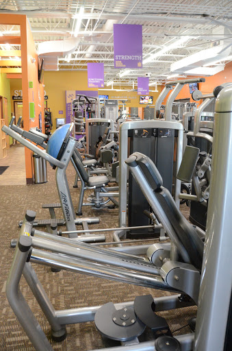 Gym «Anytime Fitness», reviews and photos, 1851 W Irving Park Rd, Schaumburg, IL 60193, USA