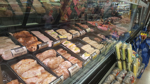 Grocery Store «Fresh Thyme Farmers Market- 82nd», reviews and photos, 4225 E 82nd St, Indianapolis, IN 46250, USA