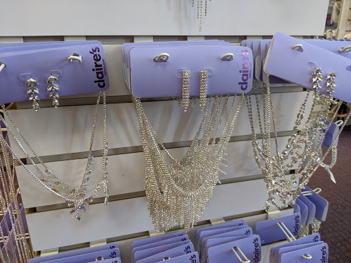 Shopping Mall «Carolina Premium Outlets», reviews and photos, 1025 Outlet Center Dr, Smithfield, NC 27577, USA