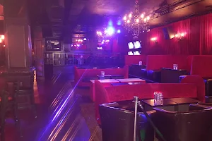 Red Martini Restaurant and Lounge image