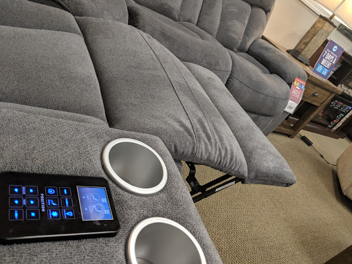 Furniture Store «Raymour & Flanigan Furniture and Mattress Store», reviews and photos, 1345 US-1, North Brunswick Township, NJ 08902, USA