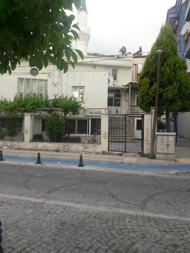 Gümüşkesen Cami Esas