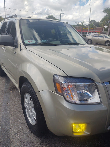 Auto Body Shop «Gerber Collision & Glass», reviews and photos, 13081 Metro Pkwy #1, Fort Myers, FL 33966, USA