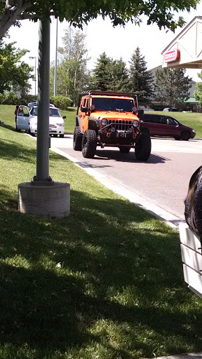 Car Wash «Suds Factory Car Wash & Auto Detailing Center», reviews and photos, 9171 Westview Rd, Lone Tree, CO 80124, USA