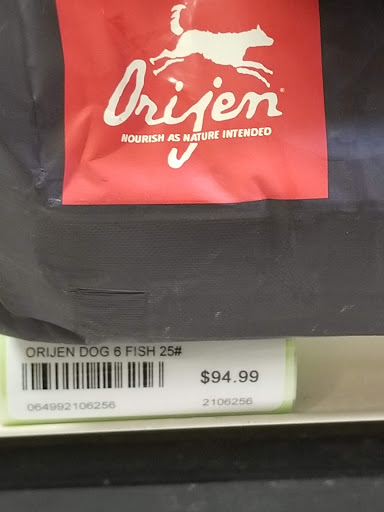 Pet Supply Store «Pet Club Avondale», reviews and photos, 1729 N Dysart Rd B-101, Avondale, AZ 85392, USA