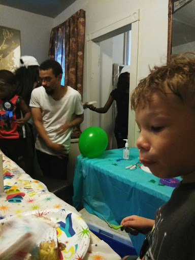 Used Car Dealer «Rockland Auto Sales», reviews and photos, 4852 N 5th St, Philadelphia, PA 19120, USA