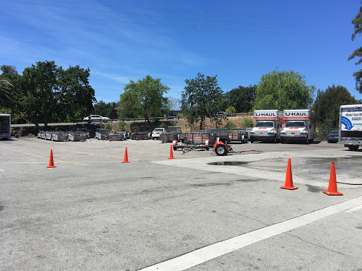 Truck Rental Agency «U-Haul Moving & Storage of Redwood City», reviews and photos, 2200 El Camino Real, Redwood City, CA 94063, USA