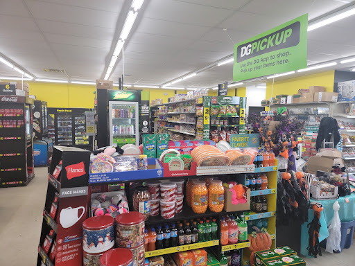 Discount Store «Dollar General», reviews and photos, 320 E Division Ave, Barron, WI 54812, USA