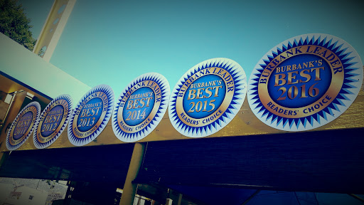 Car Wash «Magnolia Car Wash & Detail Center», reviews and photos, 910 W Magnolia Blvd, Burbank, CA 91506, USA