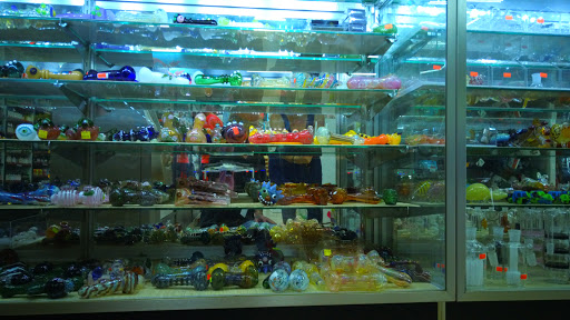 Vaporizer Store «Wildtree Smoke Shop», reviews and photos, 47056 Dequindre Rd, Shelby Charter Township, MI 48317, USA