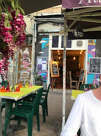 Atmosphère du Restaurant français Aux Demoiselles du Mont à Marseille - n°2