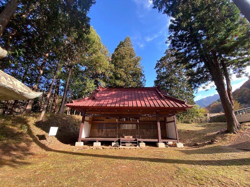 船宮神社の大ヒノキ(県指定天然記念物)