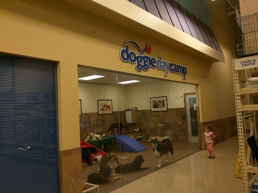 Pet Supply Store «PetSmart», reviews and photos, 1225 Industrial Rd, San Carlos, CA 94070, USA