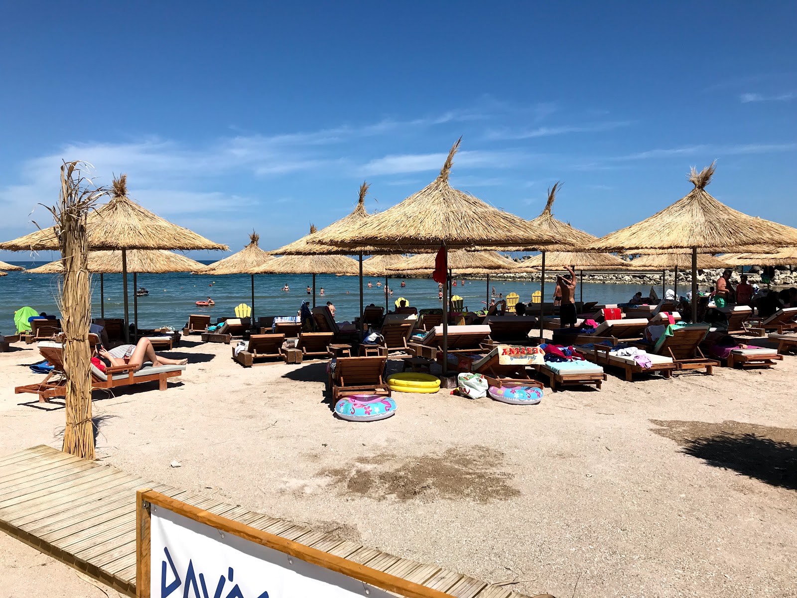 Fotografie cu Olimp beach - locul popular printre cunoscătorii de relaxare