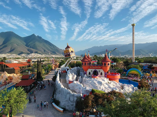 Parques celebrar cumpleaños Monterrey