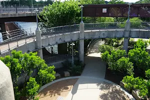Pfluger Pedestrian Bridge image
