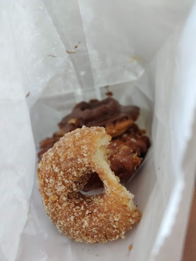 Donut Shop «Golden Bell Donuts», reviews and photos, 1500 E 3rd Ave, San Mateo, CA 94401, USA