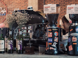 Sixinthemorning.cafe