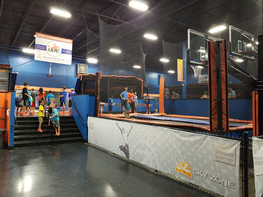 Amusement Center «Sky Zone Trampoline Park», reviews and photos, 5355 Distriplex Farms Dr #102, Memphis, TN 38141, USA