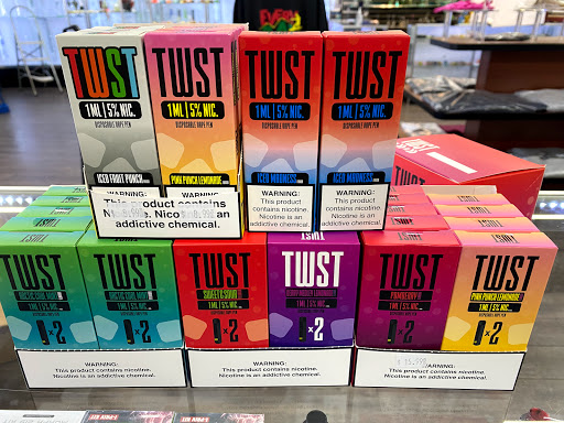 Vaporizer Store «HoneyComb HideOut Smoke Shop», reviews and photos, 467 E Plumb Ln, Reno, NV 89502, USA