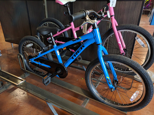 Bicycle Store «Peddler Bike Shop», reviews and photos, 3548 Walker Ave, Memphis, TN 38111, USA