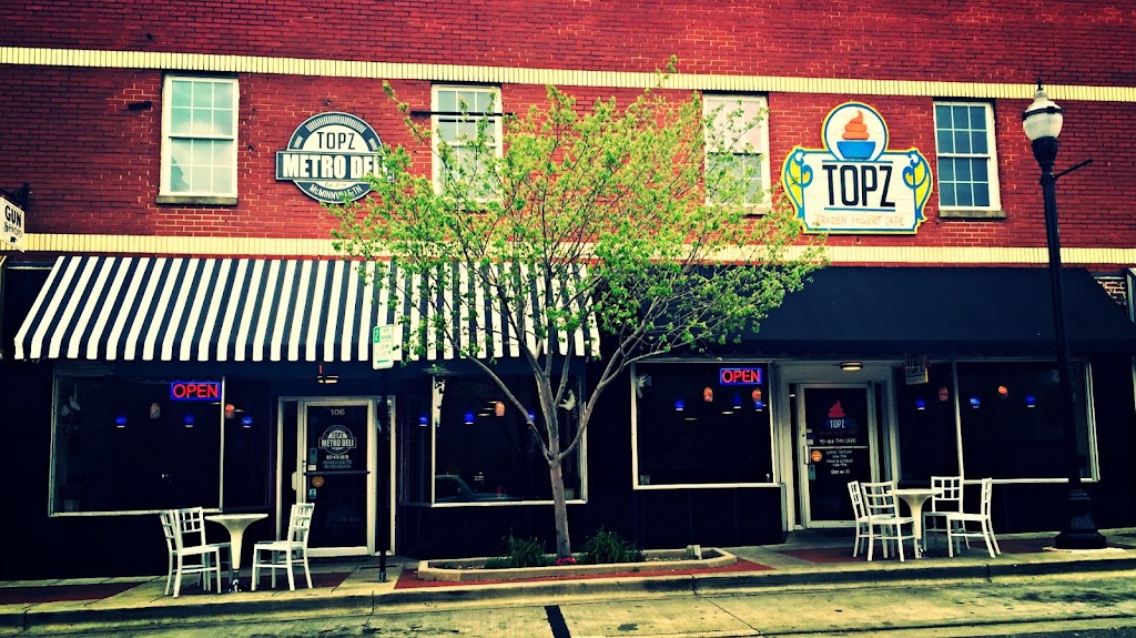 Topz Frozen Yogurt & Metro Deli 37110