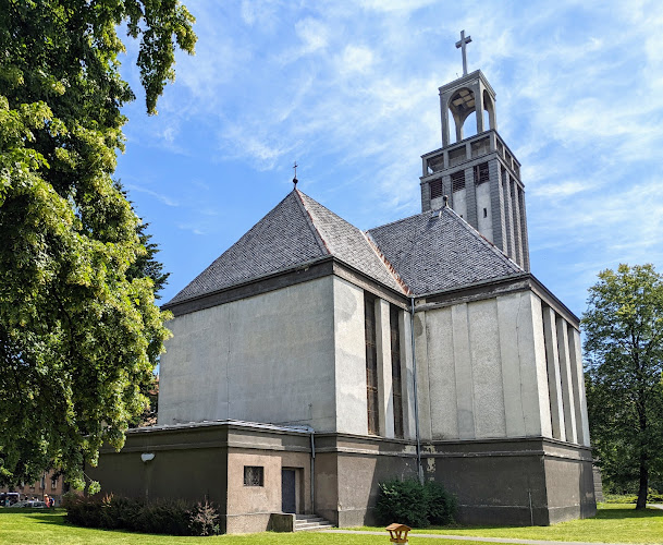 Komentáře a recenze na kostel sv. Hedviky