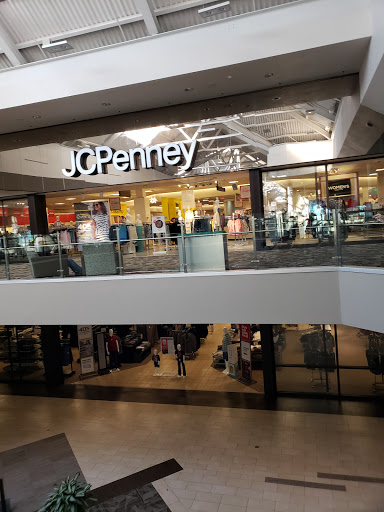 Shopping Mall «Crystal Mall», reviews and photos, 850 Hartford Turnpike, Waterford, CT 06385, USA