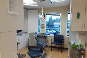 Sea Mar Bellevue Dental Clinic image