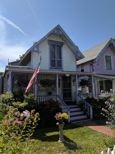 Clothing Store «Vineyard Vines», reviews and photos, 56 Narragansett Ave, Oak Bluffs, MA 02557, USA