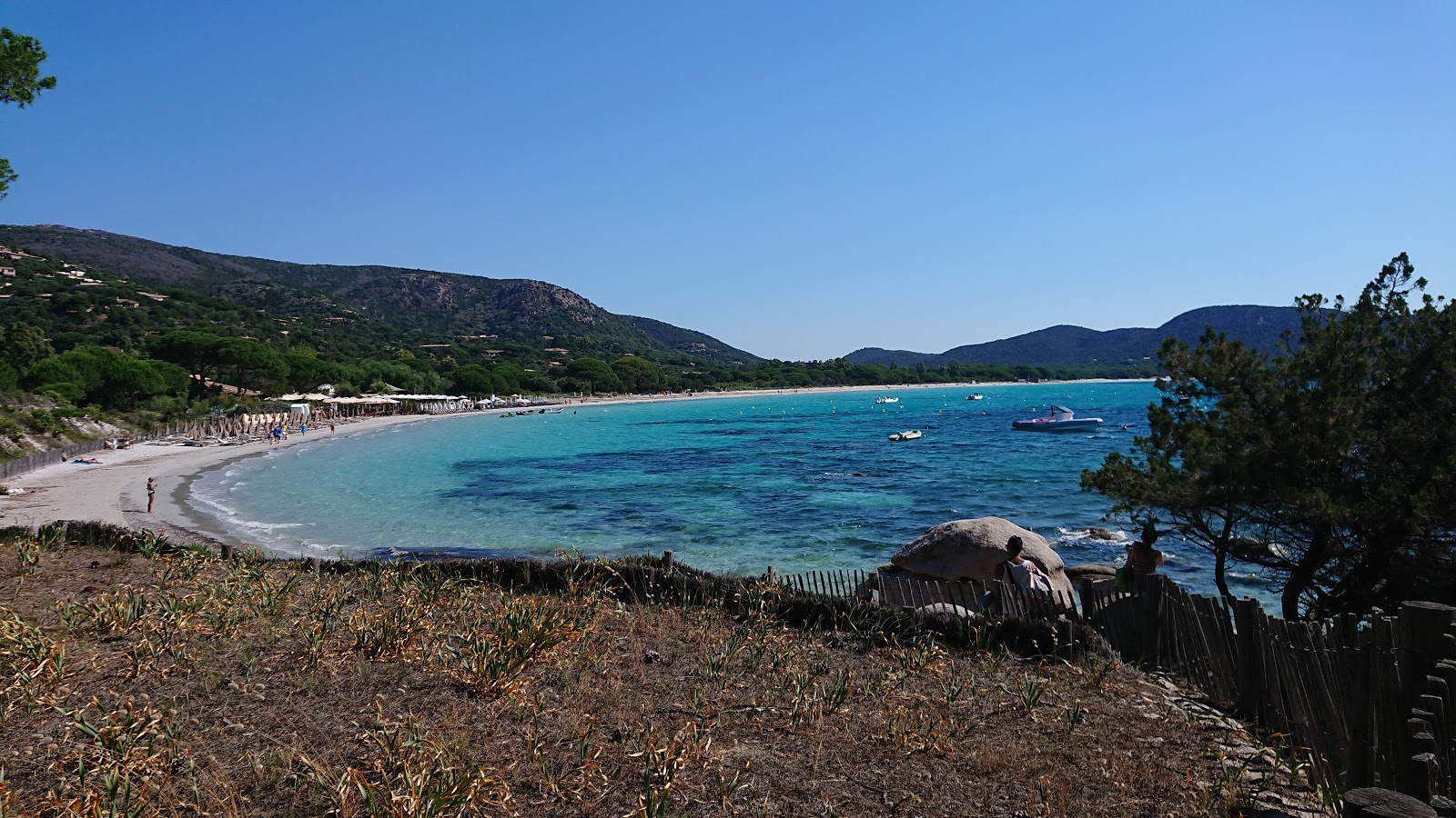 Foto de Plage De La Folaca - lugar popular entre os apreciadores de relaxamento