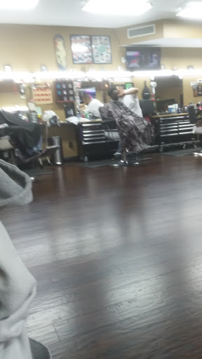 Barber Shop «Blade Barbershop & Shave Parlour», reviews and photos, 515 E 19th St, Marysville, CA 95901, USA