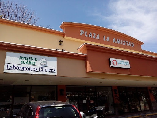 Centro Comercial Plaza La Amistad