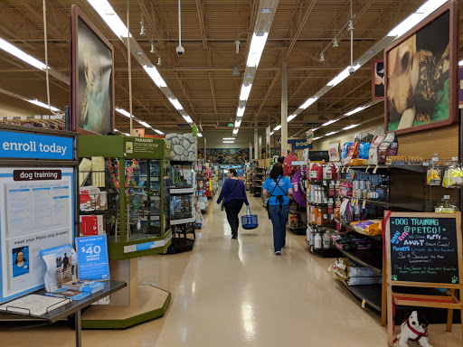 Pet Supply Store «Petco Animal Supplies», reviews and photos, 22000 Dulles Retail Plaza #110, Sterling, VA 20166, USA