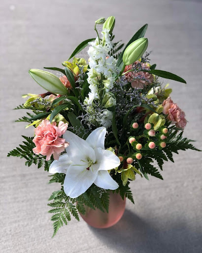 Florist «Plumeria Botanical Boutique», reviews and photos, 1364 W Michigan Ave, Battle Creek, MI 49037, USA