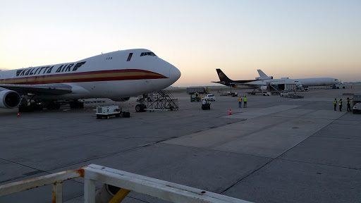 Courier Service «Ups Air Gateway Orlando», reviews and photos, 8975 Tradeport Dr, Orlando, FL 32827, USA