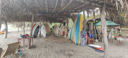 Barrels de la Cruz Rentals boards & Surf Lesson