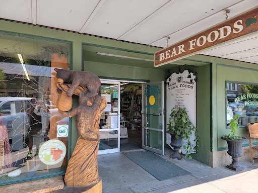 Grocery Store «Bear Foods Natural Market», reviews and photos, 125 E Woodin Ave, Chelan, WA 98816, USA