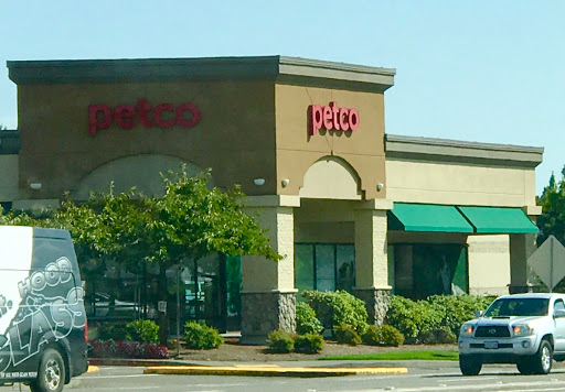 Pet Supply Store «Petco Animal Supplies», reviews and photos, 15660 SW Pacific Hwy, Tigard, OR 97224, USA
