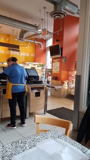 Restaurant «Au Bon Pain», reviews and photos, 26 Monument Cir, Indianapolis, IN 46204, USA