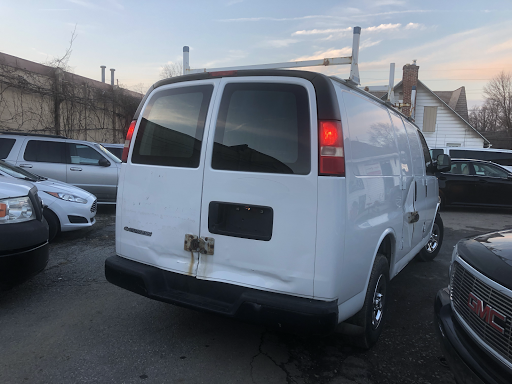 Motor Vehicle Dealer «Gordon Motor Cars LLC», reviews and photos, 510 Lancaster Ave, Malvern, PA 19355, USA