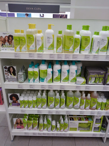 Beauty Salon «Beauty Brands», reviews and photos, 438 Ward Pkwy, Kansas City, MO 64112, USA