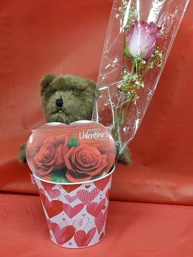 Florist «McClure-Parkhurst Florist», reviews and photos, 25815 W 10 Mile Rd, Southfield, MI 48033, USA