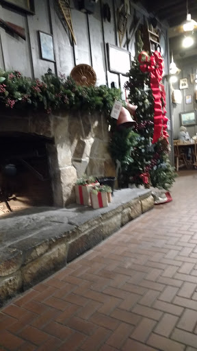 American Restaurant «Cracker Barrel Old Country Store», reviews and photos, 228 Mall Blvd, Bloomsburg, PA 17815, USA