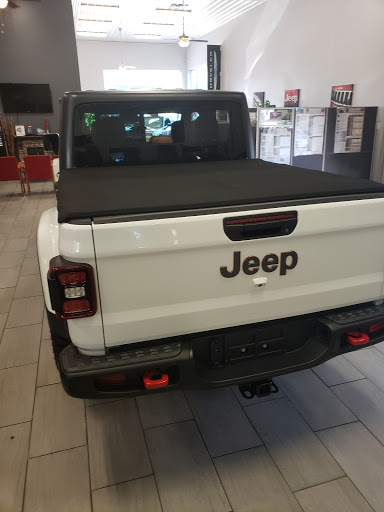 Car Dealer «Upstate Chrysler Dodge Jeep Ram», reviews and photos, 125 Prospect St, Attica, NY 14011, USA