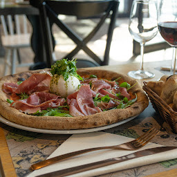 Photo n°37 de Trattoria Locale à Les Clayes-sous-Bois ()