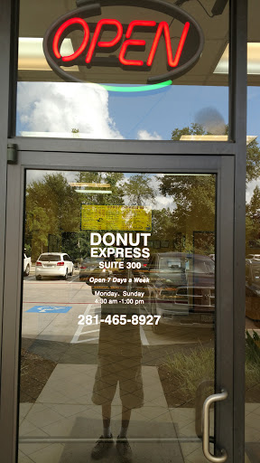 Donut Shop «Kolache Donut Express», reviews and photos, 10110 Woodlands Pkwy #300, Spring, TX 77382, USA