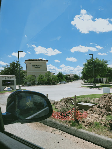 Movie Theater «Studio Movie Grill», reviews and photos, 5655 Colleyville Blvd #300, Colleyville, TX 76034, USA