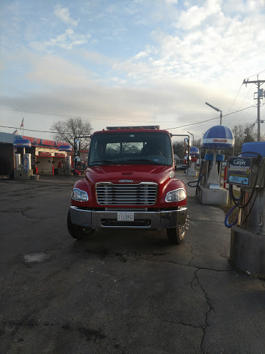 Car Wash «Spirit of America Car Wash», reviews and photos, 1308 Ogden Ave, Downers Grove, IL 60515, USA