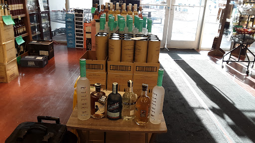 Liquor Store «Grove Liquors», reviews and photos, 2969 McDonald St, Coconut Grove, FL 33133, USA